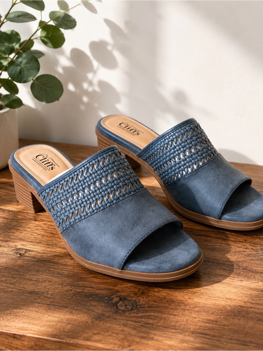 Cliffs by White Mountain Blue Woven Heeled Slide Sandals Size 11